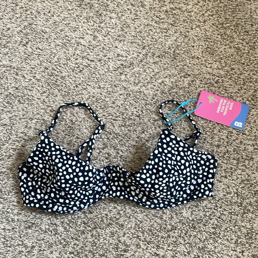 Black and White Swimsuit Top